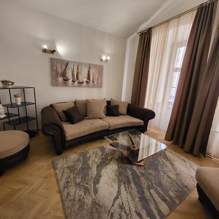 Апартаменты Monar Exclusive Center Free Parking In Garage Кошице Экстерьер фото