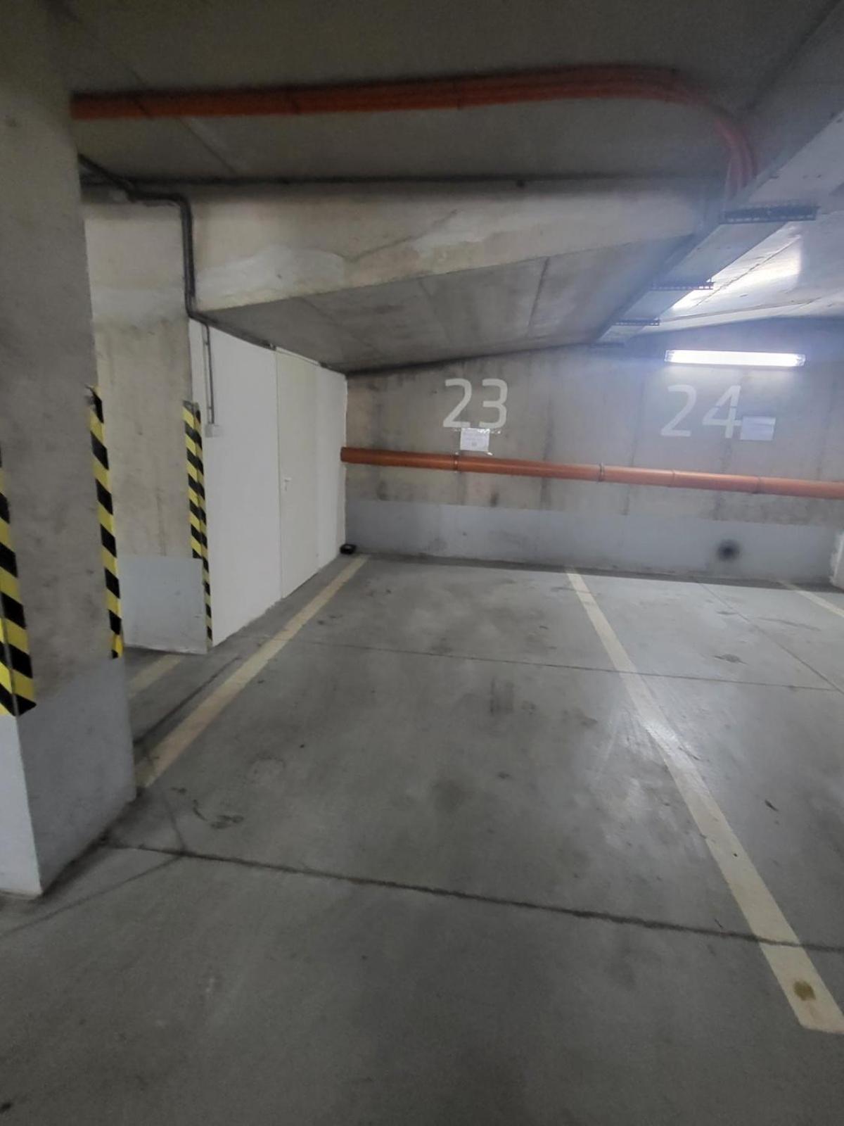 Апартаменты Monar Exclusive Center Free Parking In Garage Кошице Экстерьер фото