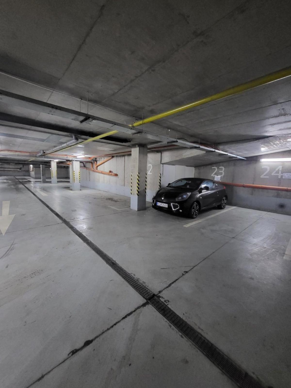 Апартаменты Monar Exclusive Center Free Parking In Garage Кошице Экстерьер фото